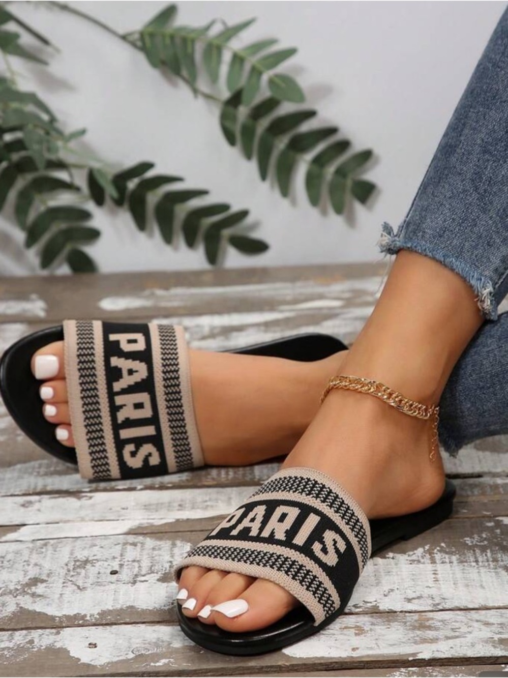 New Women's Fashionable Flat Strap Slide Sandals